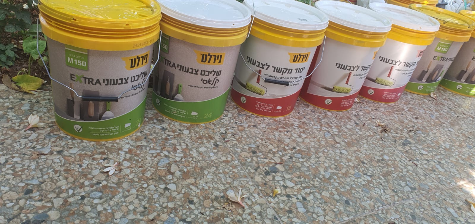 עבודות שליכט צבעוני וצביעת חוץ ופנים עבודות שליכט צבעוני וצביעת חוץ ופנים