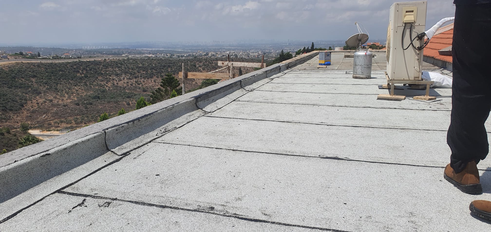 איטום גגות ביריעות ביטומניות איטום גגות ביריעות ביטומניות